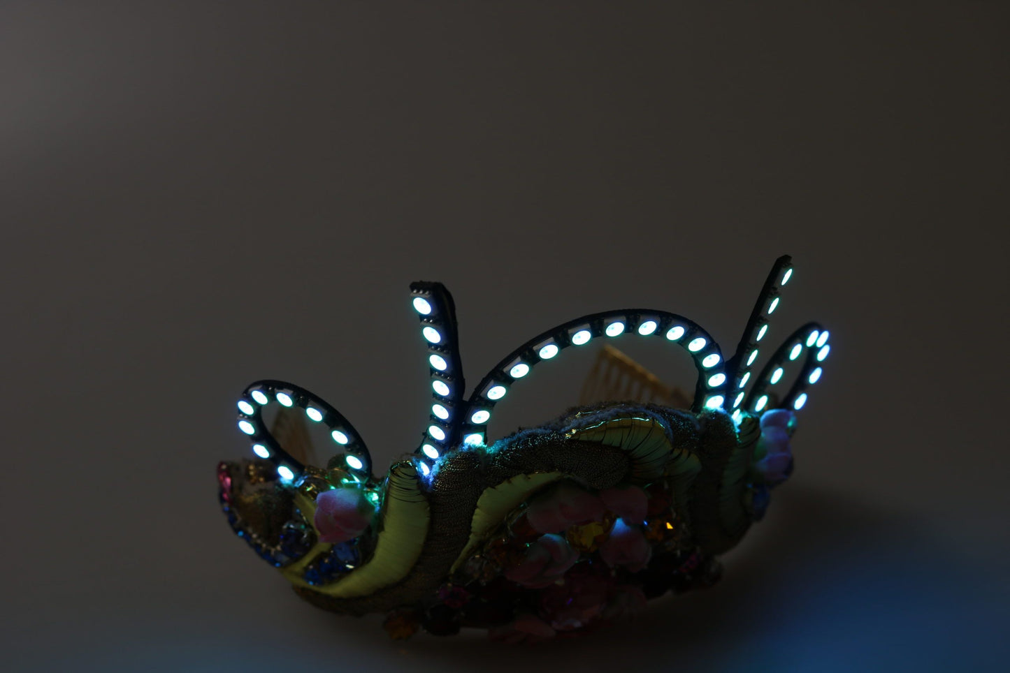 Dolce & Gabbana atemberaubendes Kristall-Diadem Tiara - Gold Mehrfarbig