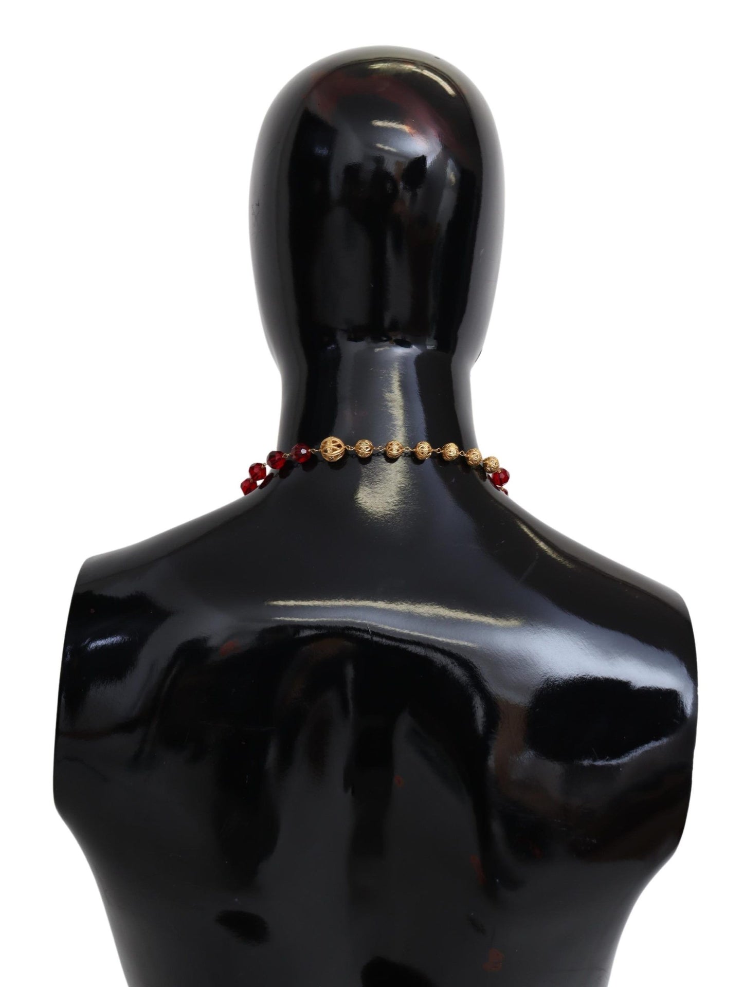 Collar de cadena de ópera con colgante de cristales rojos de latón en tono dorado