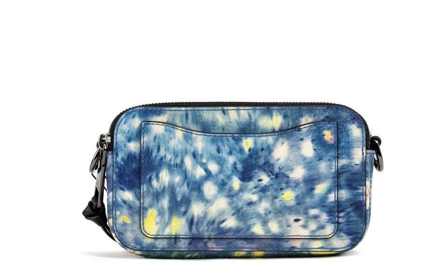 The Snapshot bag Bolso bandolera de piel estampado azul acuarela
