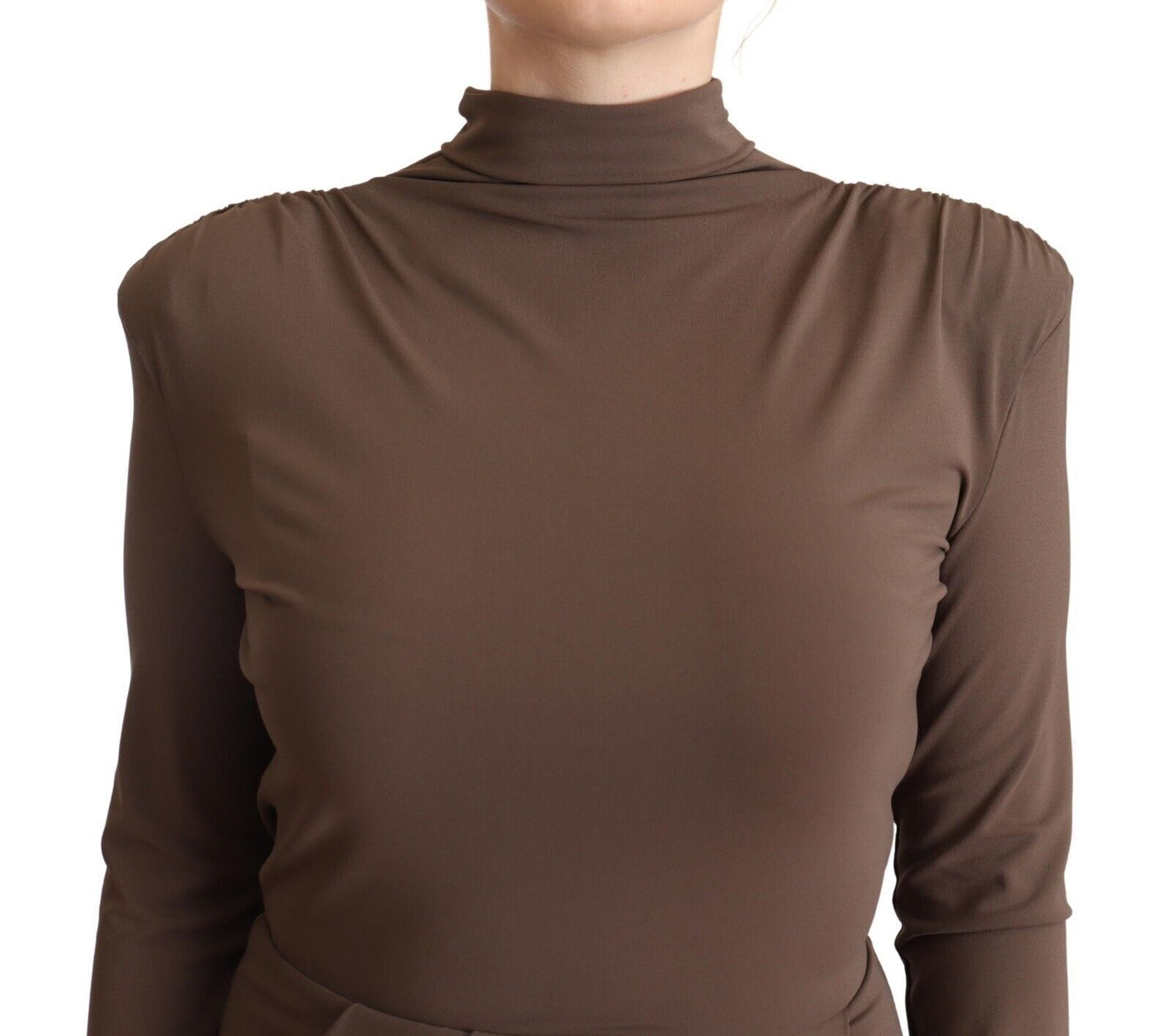 Vestido tubo de manga larga con cuello de tortuga de acetato marrón
