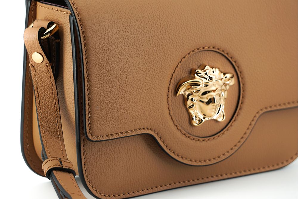 Bolso de hombro de piel de becerro marrón