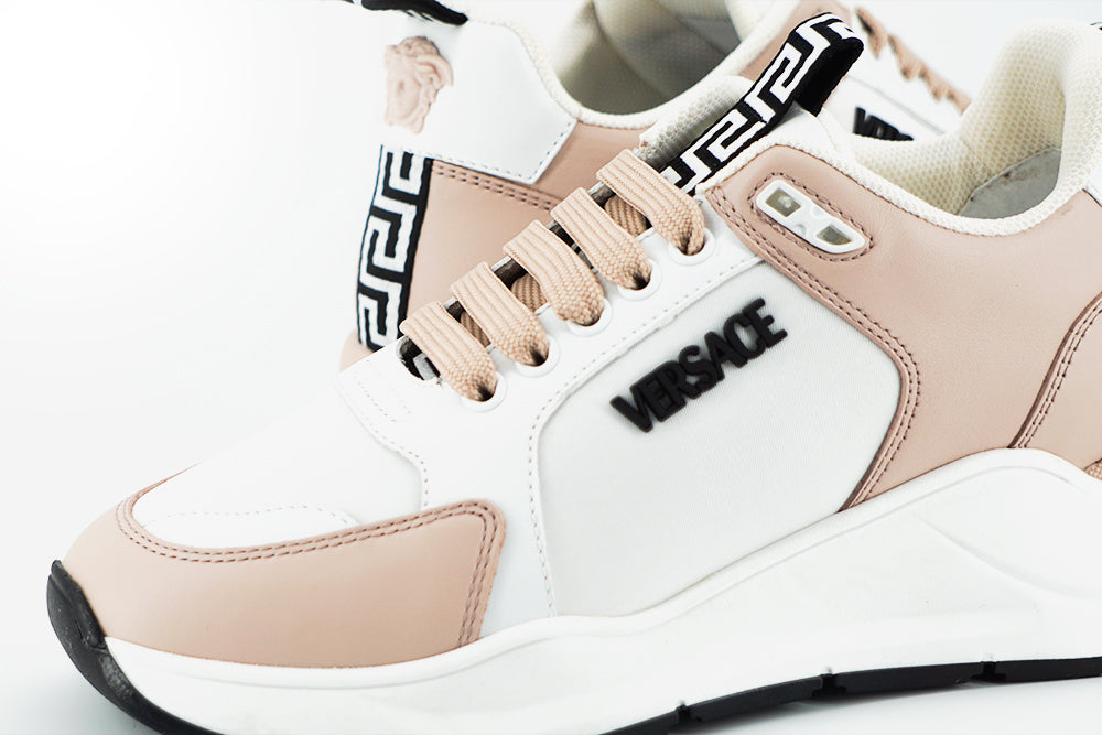 Zapatillas deportivas de piel de becerro en rosa claro y blanco