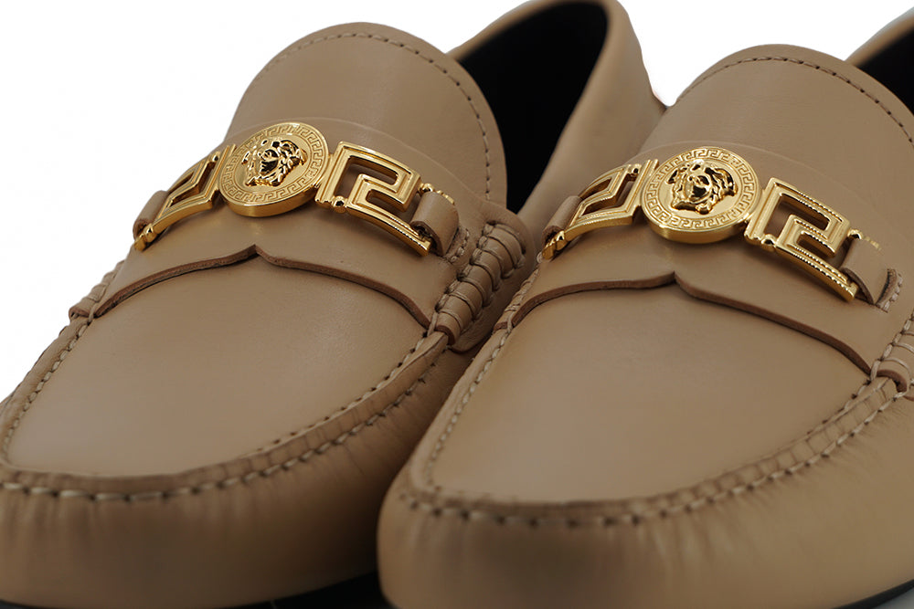 Zapatos mocasines de piel de becerro beige