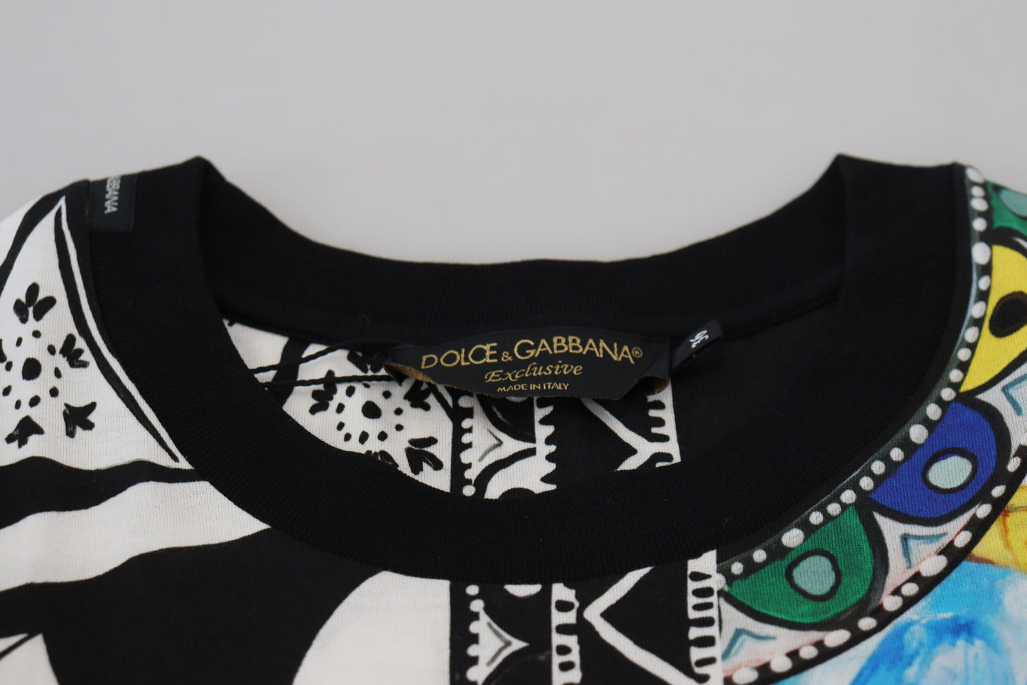 Top camisero exclusivo de mujer estampado multicolor
