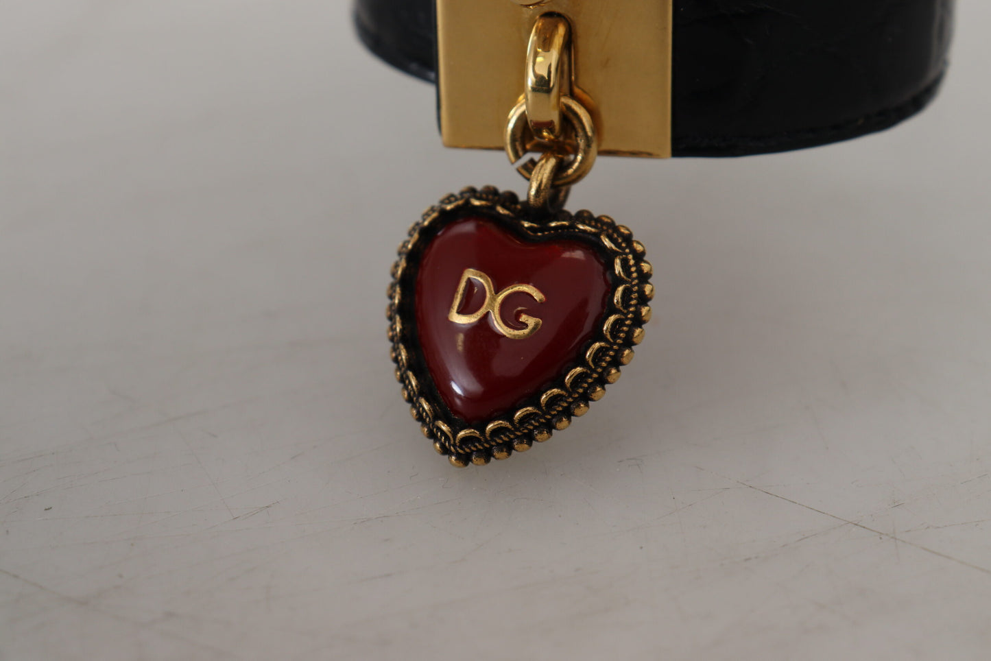 Bracciale portachiavi DG Heart in pelle Dauphine nera