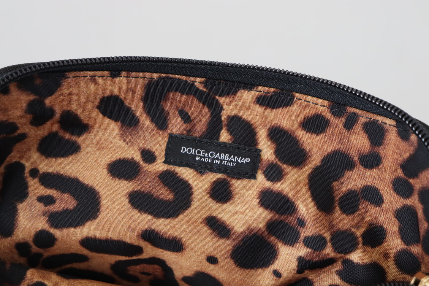 Neceser con estampado de leopardo y logo azul