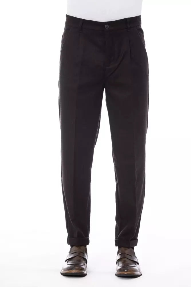 Vaqueros y pantalón de lana marrón