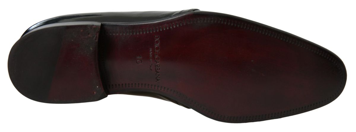 Zapatos formales de charol negro