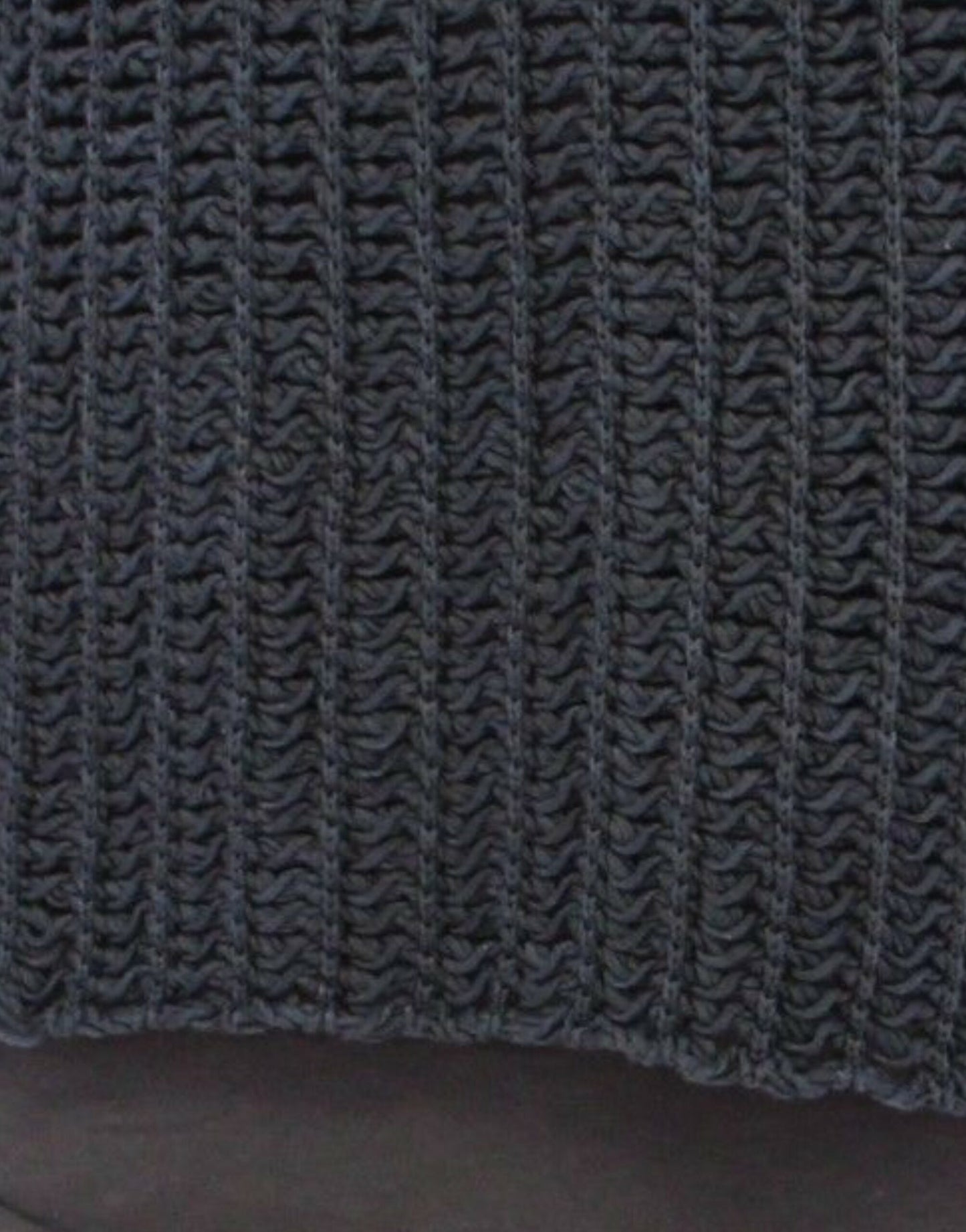 Dolce & Gabbana Eleganter Blauer und Schwarzer Geschichteter Pullover