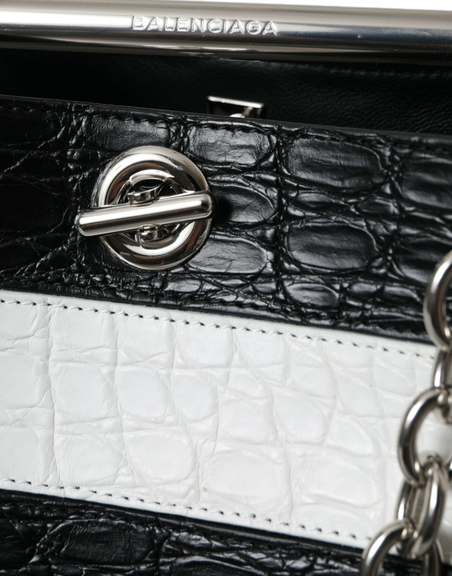 Sac Maxi seau en cuir crocodile Balenciaga Chic