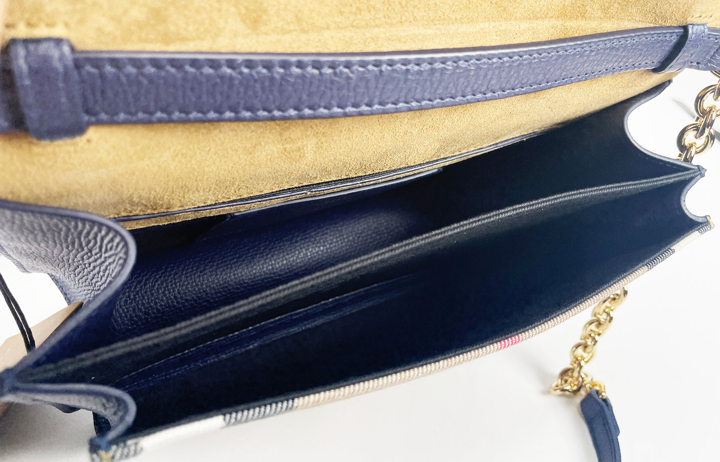 Sac à bandoulière en cuir à carreaux House Check Regency Blue Macken Small de Burberry