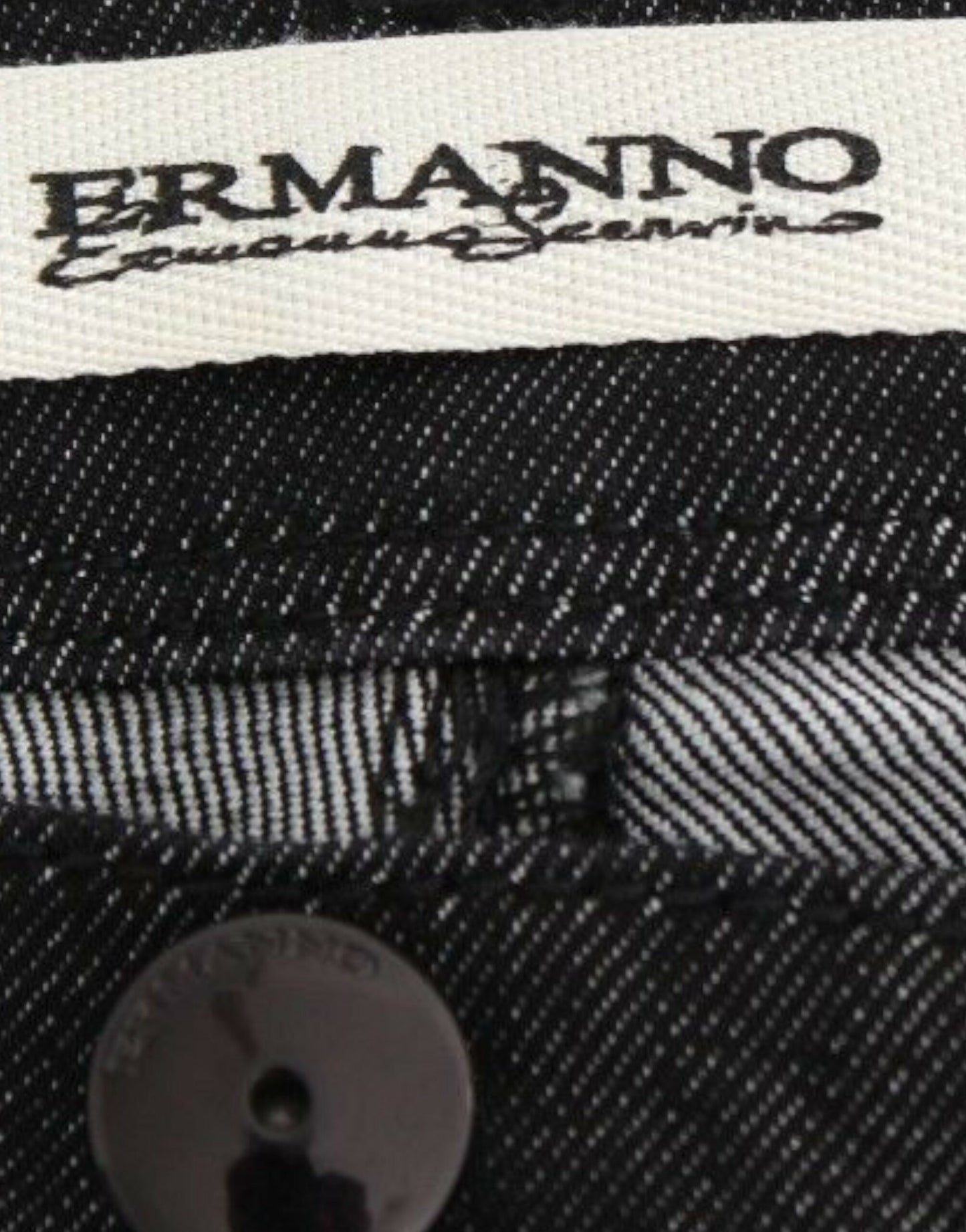 Vaqueros ajustados negros Pantalones de mezclilla Estiramiento de pierna ajustado
