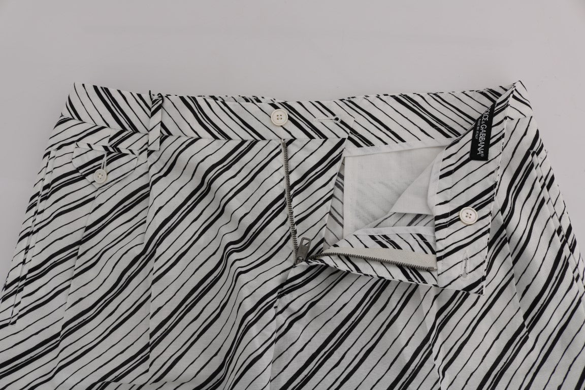 Pantalones cortos casuales de rayas blancas y negras