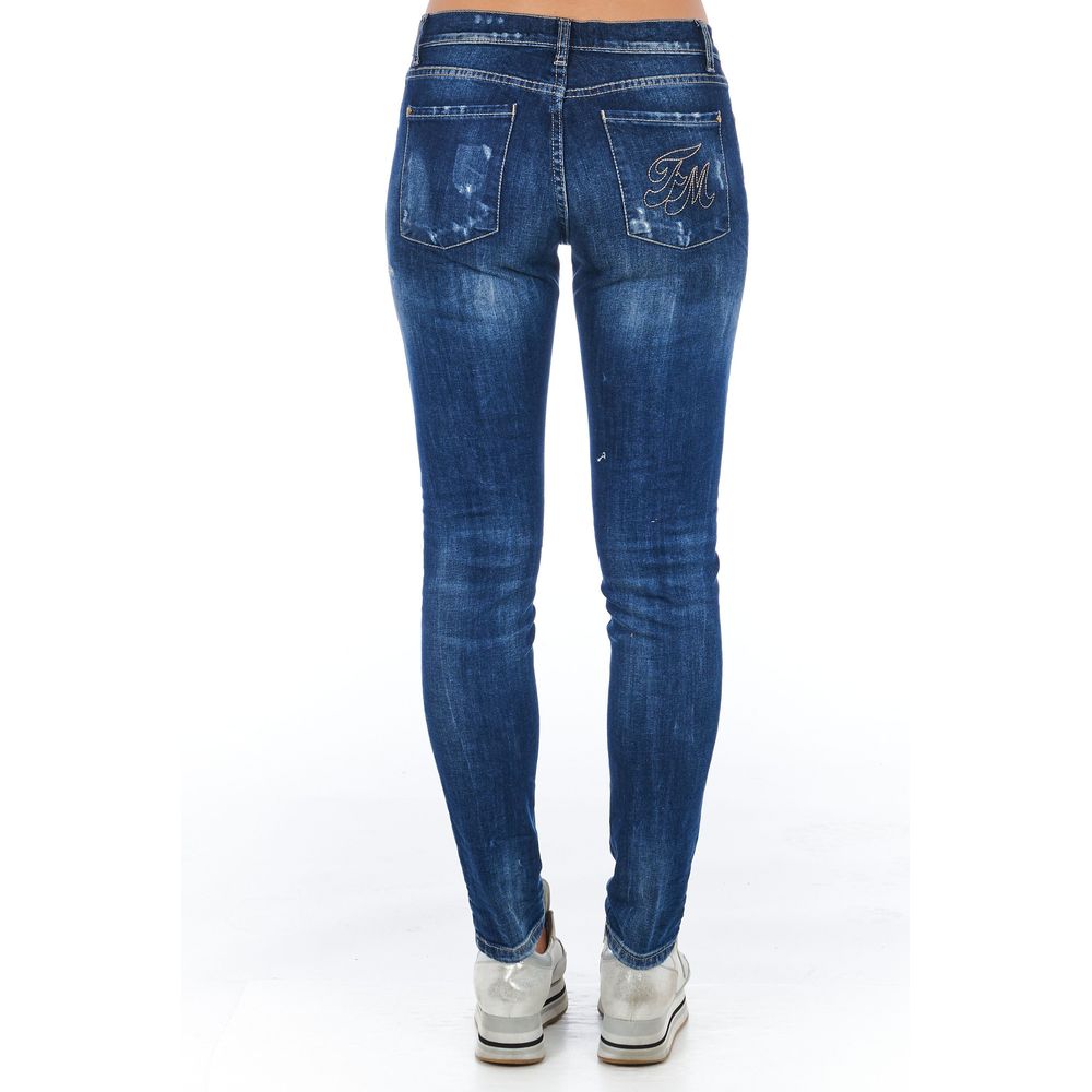 Vaqueros y pantalón de algodón azul
