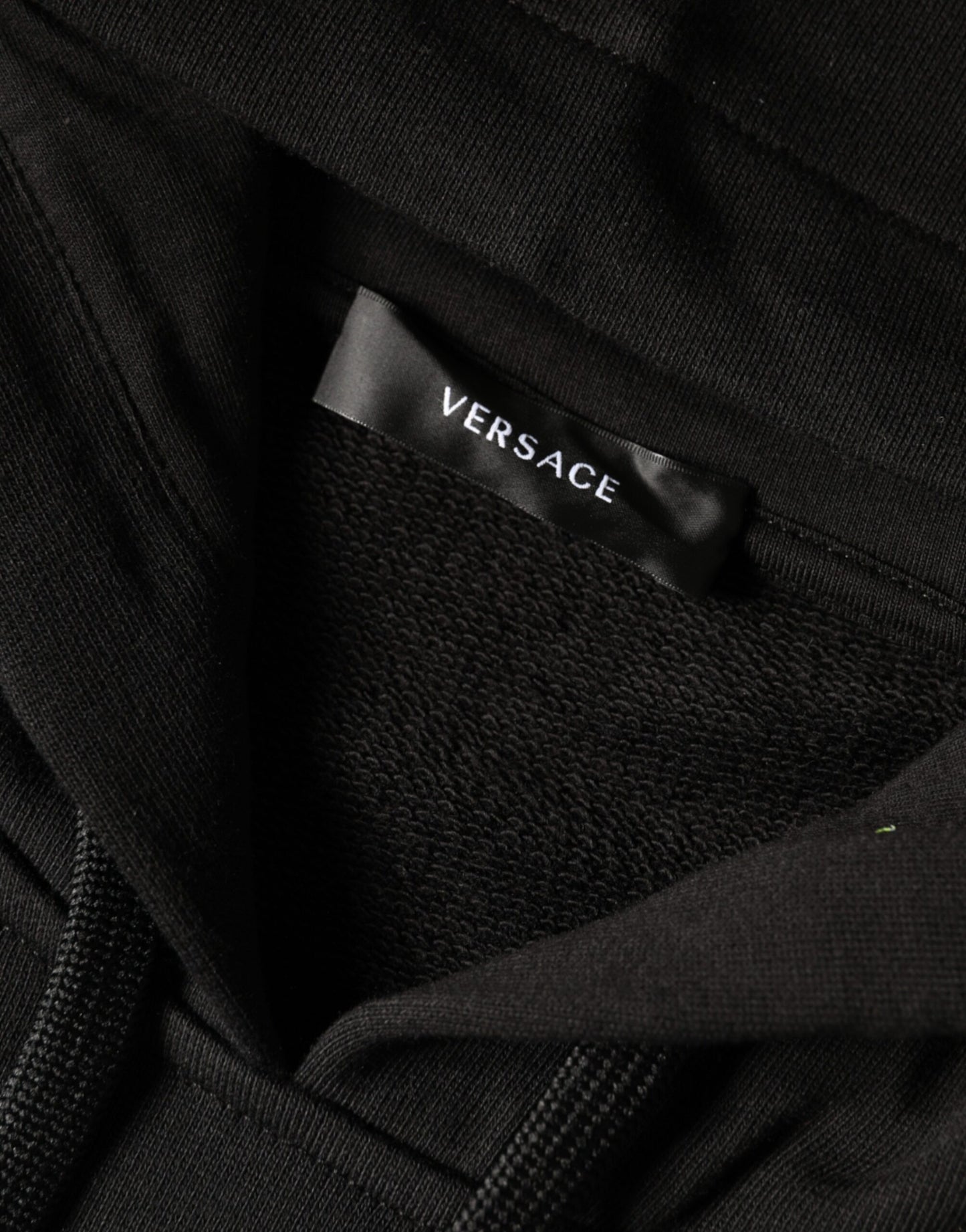 Versace – Schwarzer Kapuzenpullover aus Baumwolle mit Medusa-Print