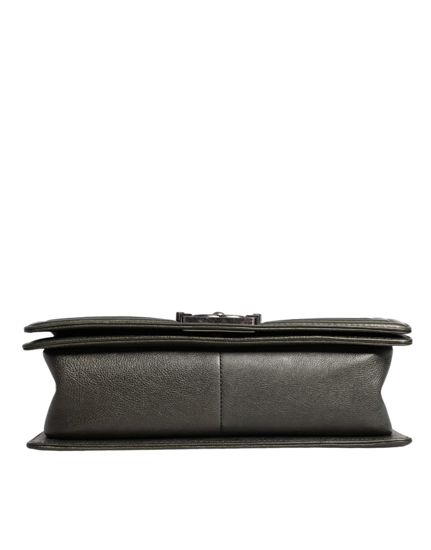Sac à épaule en cuir vert foncé Chanel, sac à main en métal gris