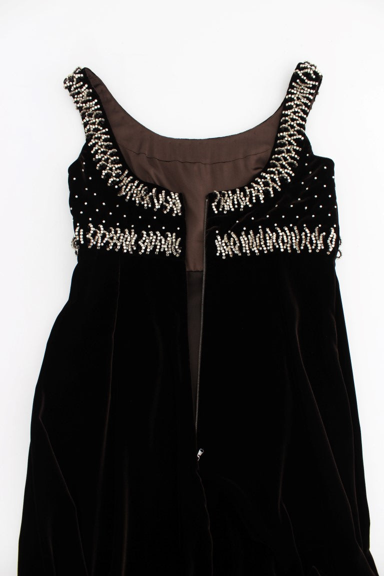 Vestido tubo de terciopelo marrón con cristales