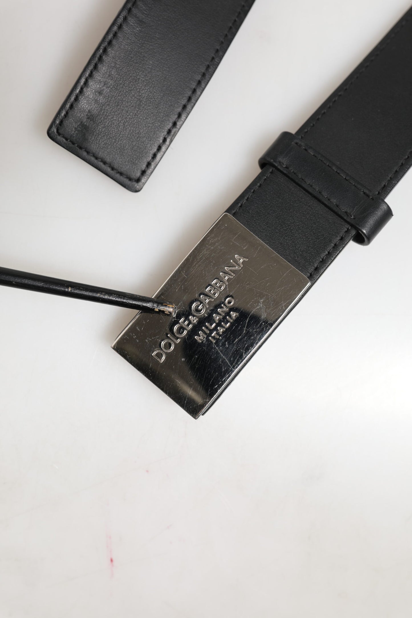 Dolce & Gabbana Black Leather Classic Metal Logo Buckle Belt