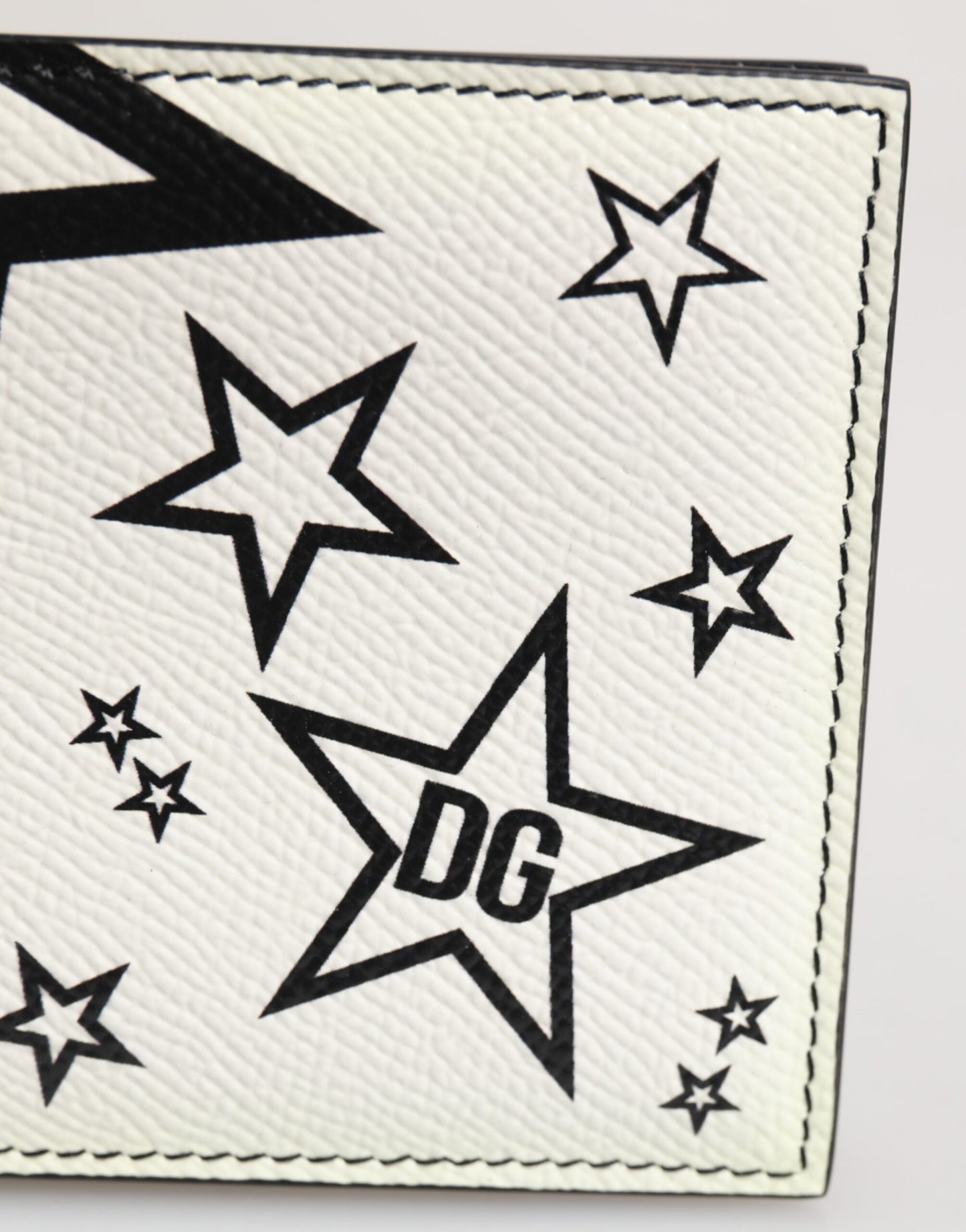Dolce & Gabbana White Leather DG Star Logo Bifold Men Card Holder Wallet