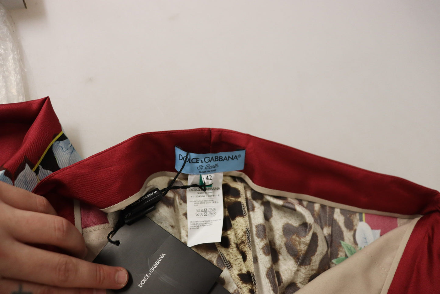 Dolce &amp; Gabbana Elegante mehrfarbige Seidenhose mit hoher Taille