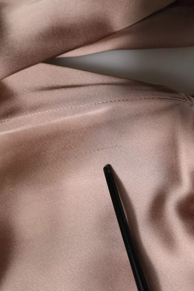 Emporio Armani – Rosafarbenes, langärmliges Etui-Wickel-Minikleid aus Satin