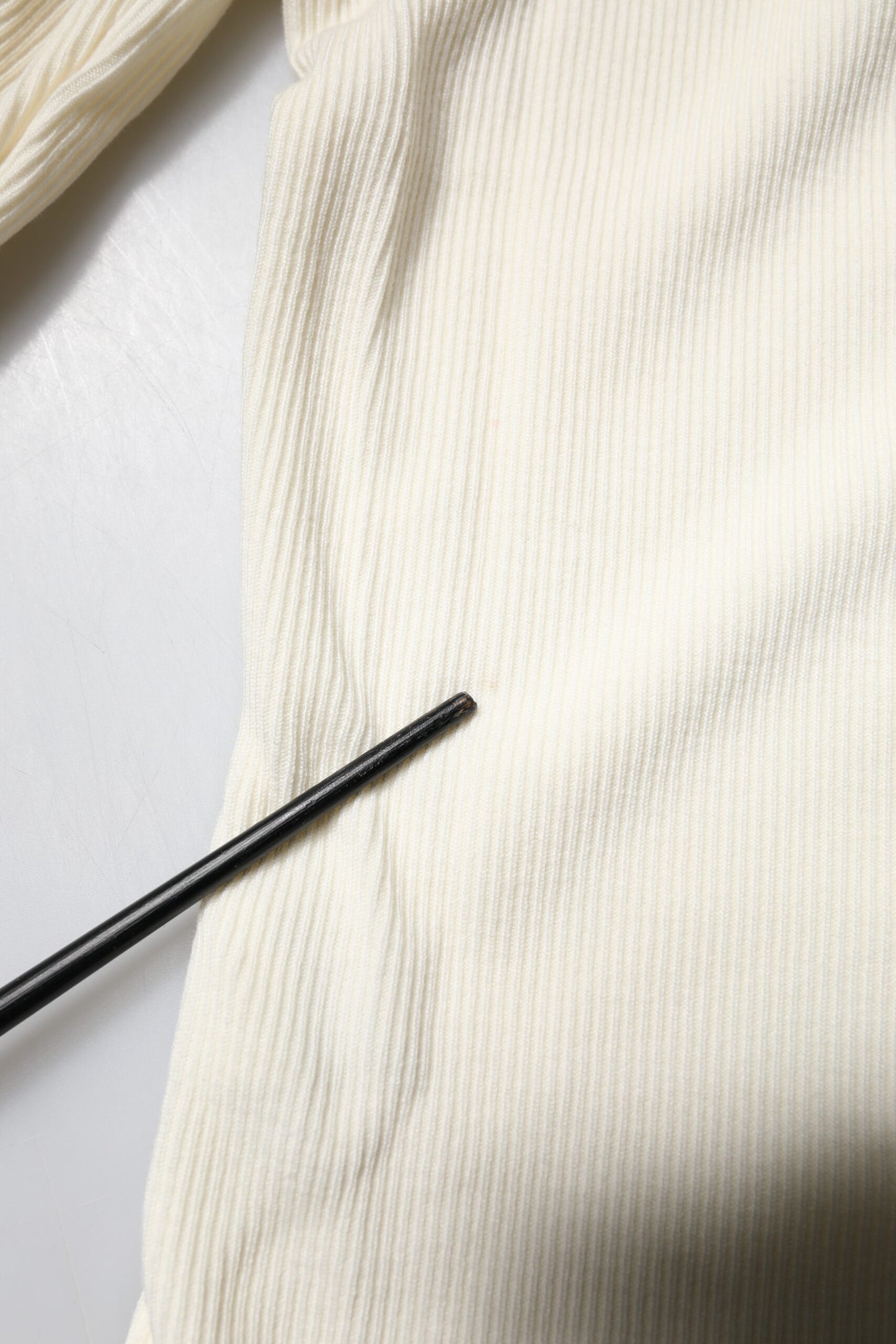 Dolce & Gabbana Cream Long Sleeves Turtleneck Slim Sweater