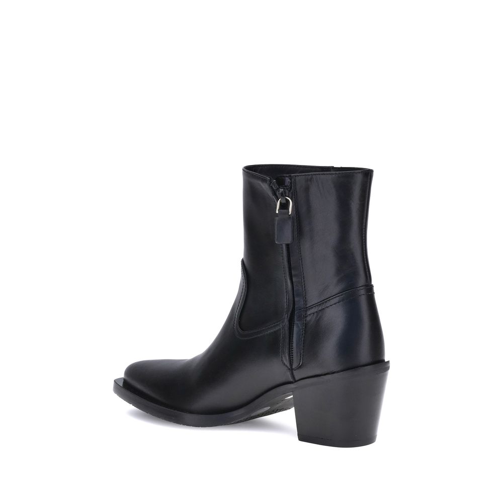 Stuart Weitzman Tate Bootie