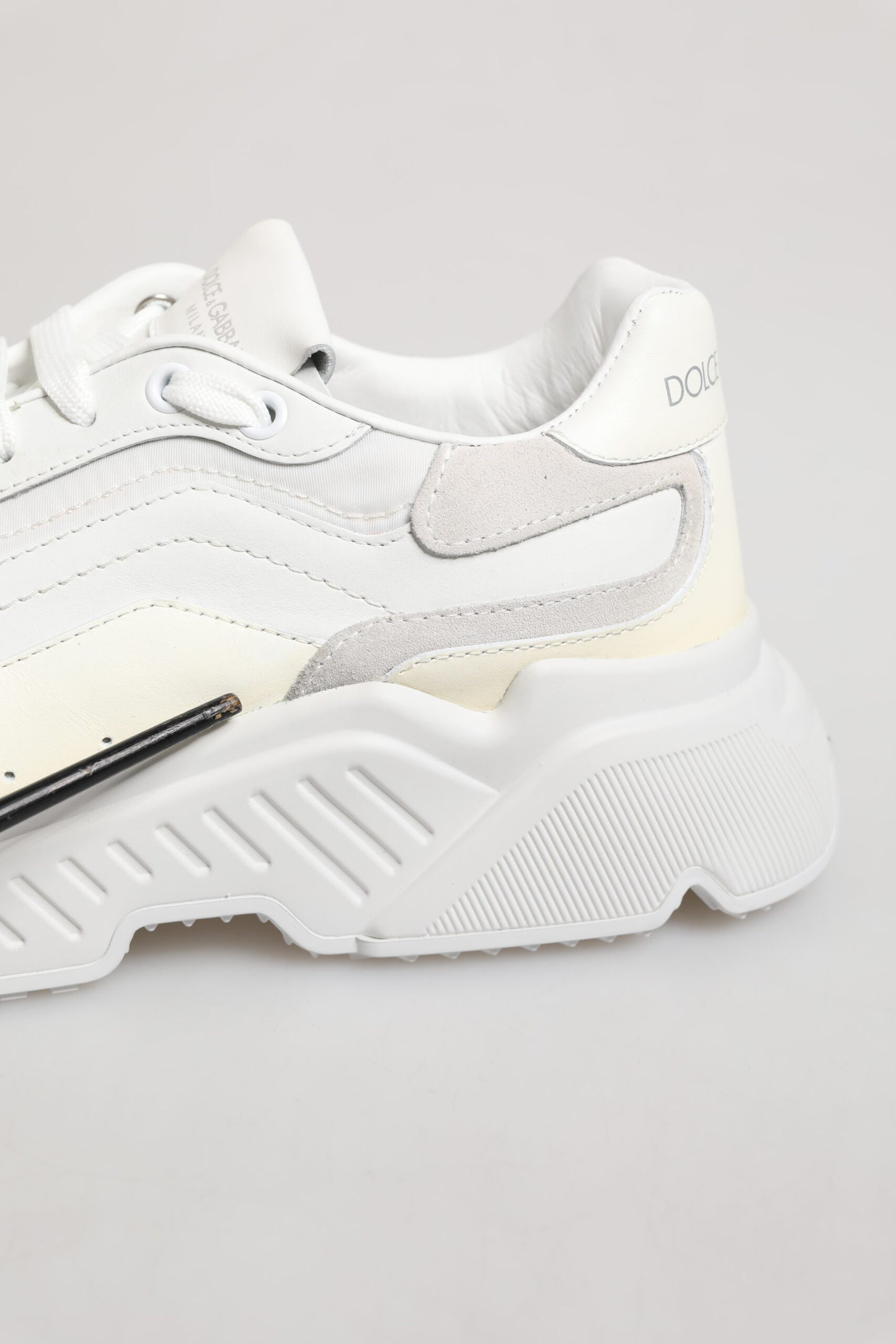 Dolce & Gabbana White Daymaster Low Top Mens Sneakers Shoes