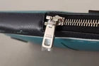 Dolce &amp; Gabbana Umhängegurt aus blauem Leder mit Kartenfach und Handytasche